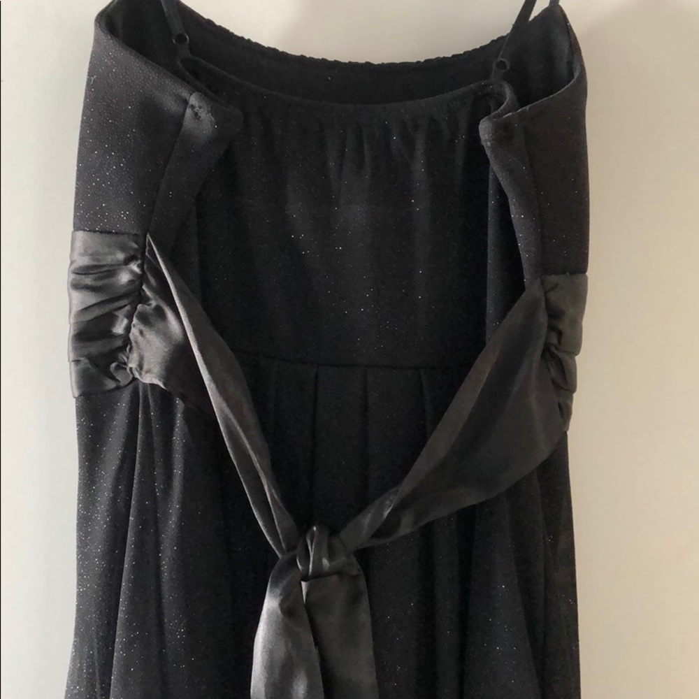 Dress - Picture 3 of 8